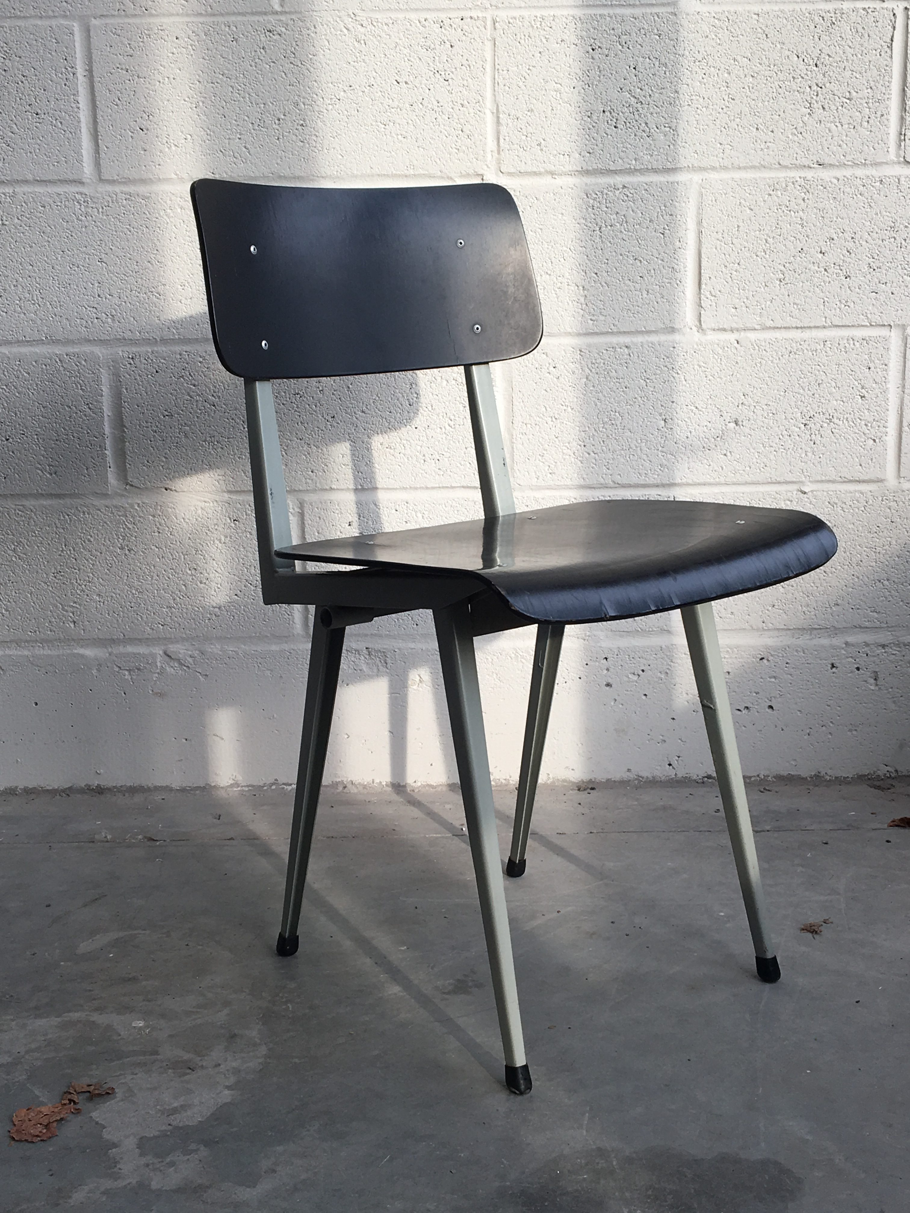 Chaise design années 1970 Nord Factory