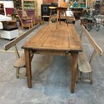 Table industrielle en bois