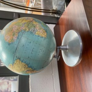 Globe terrestre années 60
