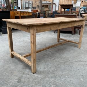 Ancienne table de ferme en sapin
