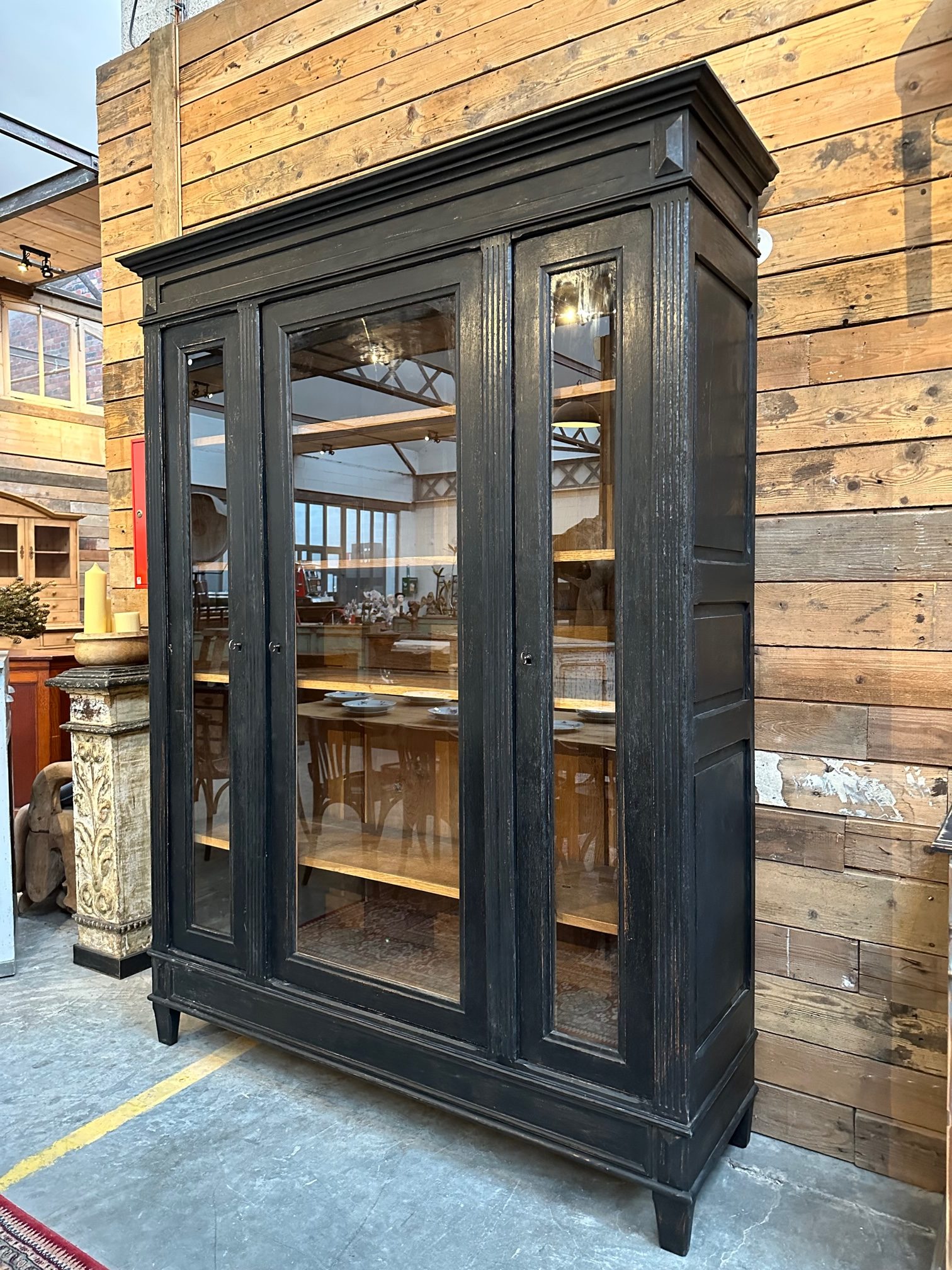 Vitrine en chêne début XXème - Nord Factory