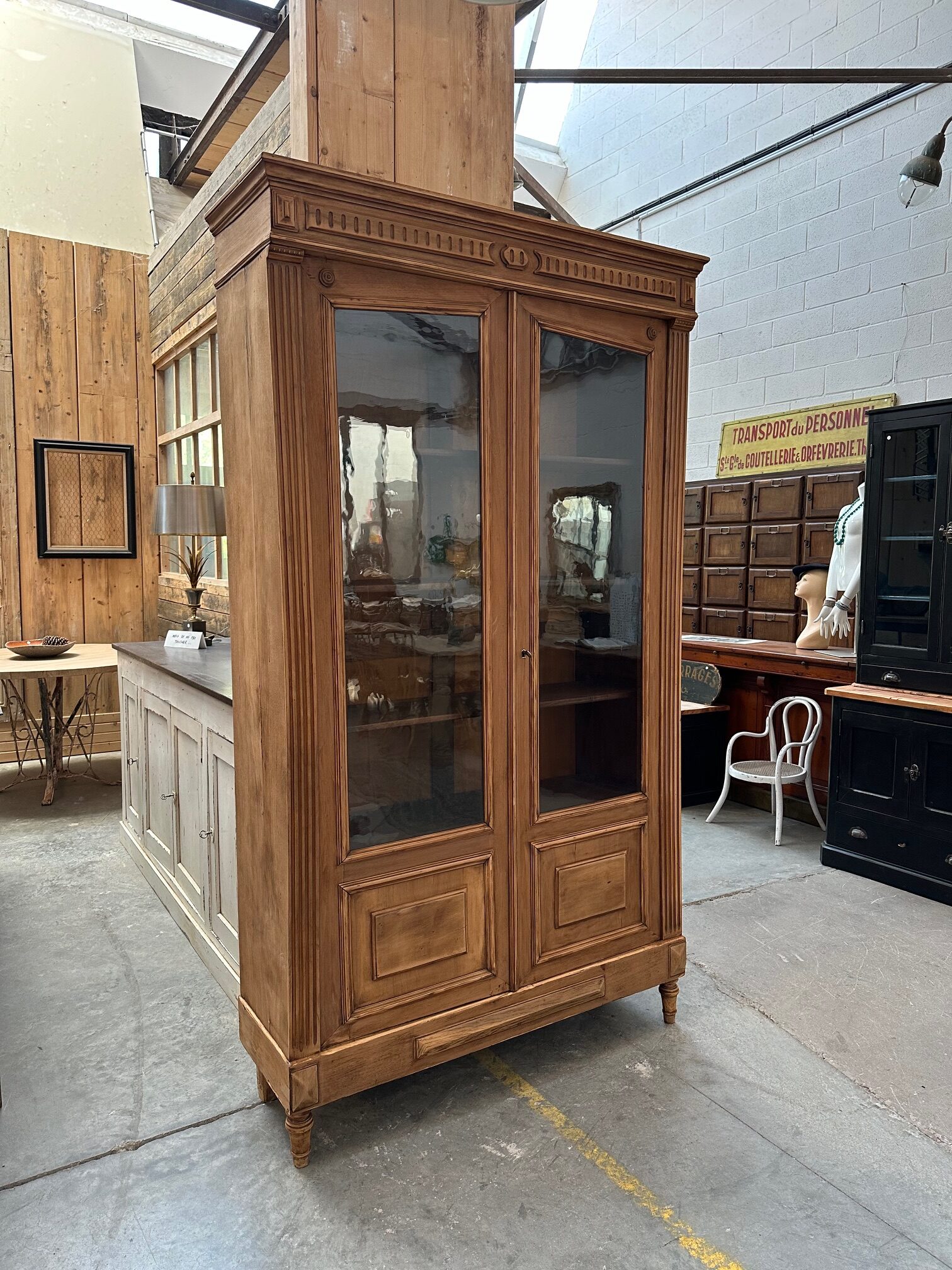 Vitrine Début XXème - Nord Factory