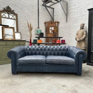 Canapé CHESTERFIELD en cuir bleu
