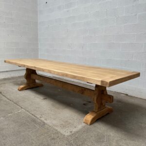 Table de type monastère Années 50