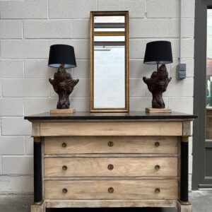 Commode Empire en chêne patiné