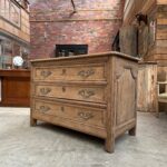 Commode en chêne Début XIXème