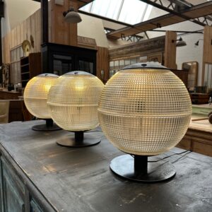 Suite de 3 holophanes 70's