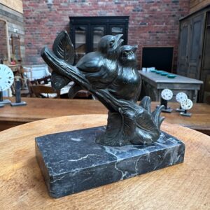 Statuette 