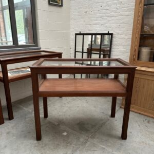 Vitrine en cajou années 60