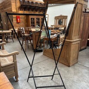 Miroir de magasin atypique