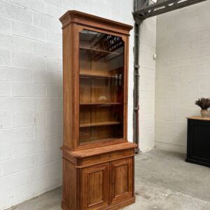 Grande vitrine d'exposition en acajou