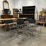 Suite de 5 chaises « Mateo Grassi »