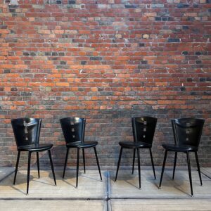 Suite de 4 chaises Années 60