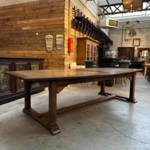 Immense table de famille