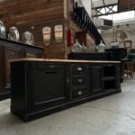 Meuble d&rsquo;atelier transformé en meuble télé