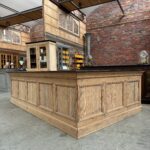 Immense comptoir d&rsquo;angle