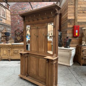 Vestiaire d'entrée en chêne début XXème