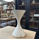 Jardinière diabolo Willy Guhl