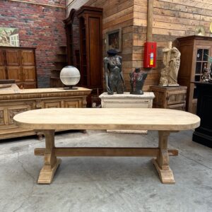 Table de type monastère en  chêne massif