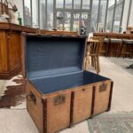 Ancienne malle de voyage  » Soyez Père  » Lille