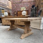 Table de type Monastère en chêne
