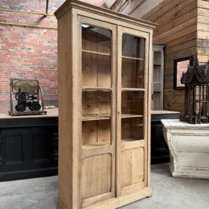 Vitrine en chêne Début XXème