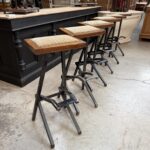 Suite de 6 tabourets de bar en bois et métal